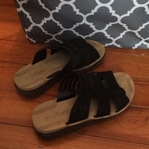 Forever comfort sandals